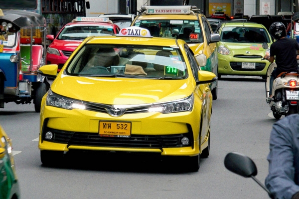 SME D Bank เตือนพี่น้องแท็กซี่ห้ามหลงเชื่อผู้แอบอ้างหลอกอนุมัติสินเชื่อ “ฮัก TAXI”