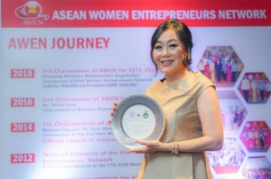 วัลยา จิราธิวัฒน์ คว้ารางวัล “Outstanding ASEAN Women Entrepreneurs”